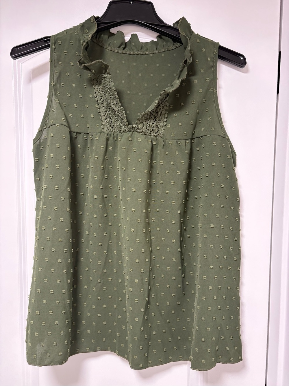 NWOT SHEIN Olive Green Textured Ruffle Neck Sleeveless Camisole